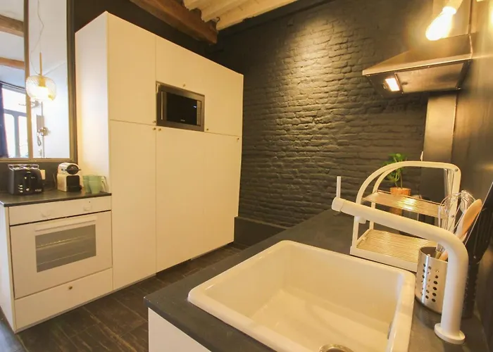 Apartamento Old Town With View Lila