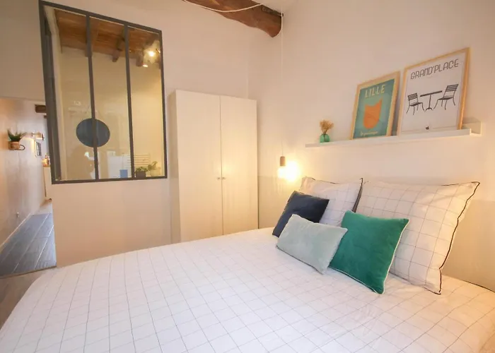 아파트 Old Town With View 릴