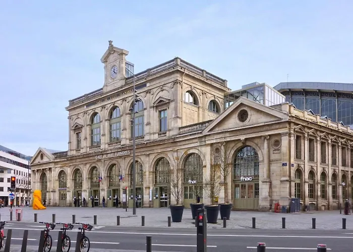 Old Town With View *